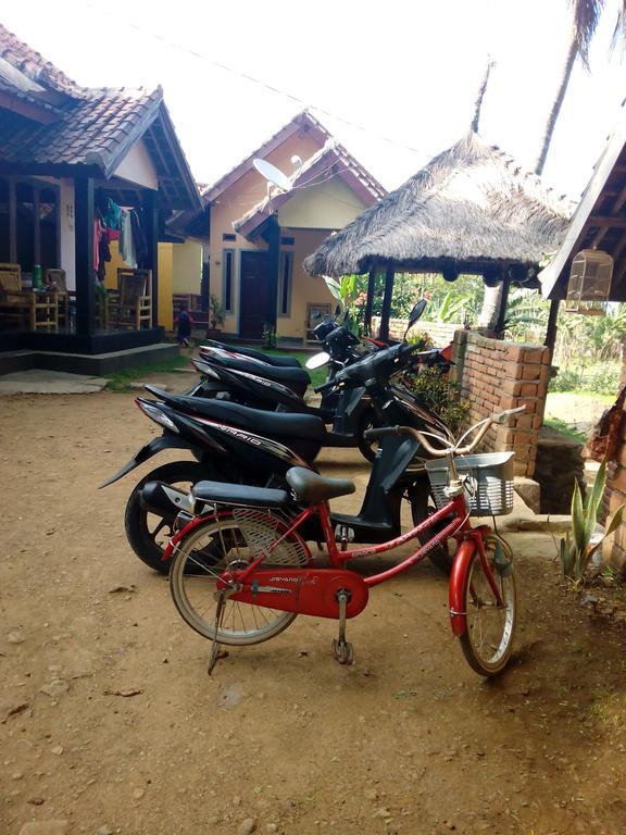 Defa Homestay Kuta  Экстерьер фото